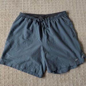 NIKE men’s blue gray fit dry athletic drawstring lined athletic shorts large